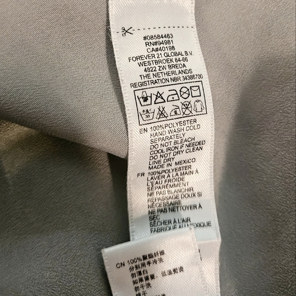 Love 21 Cold Shoulder High-Low Blouse - Picture 4 of 5